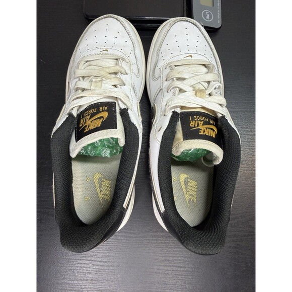 Nike Air Force 1 '07 LV8 Double Swish White/black/gold Colorway 4Y, Womens 5.5 - Picture 8 of 13